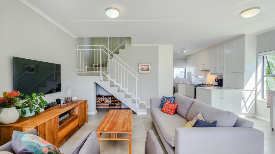 To Let 3 Bedroom Property for Rent in Protea Heights Western Cape